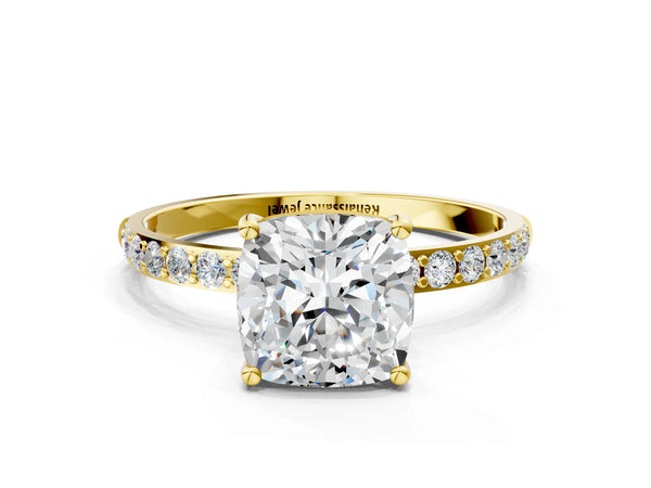 Yellow gold Cushion Cut Diamond Pavé Band Solitaire Ring with Four-Prong Setting_12