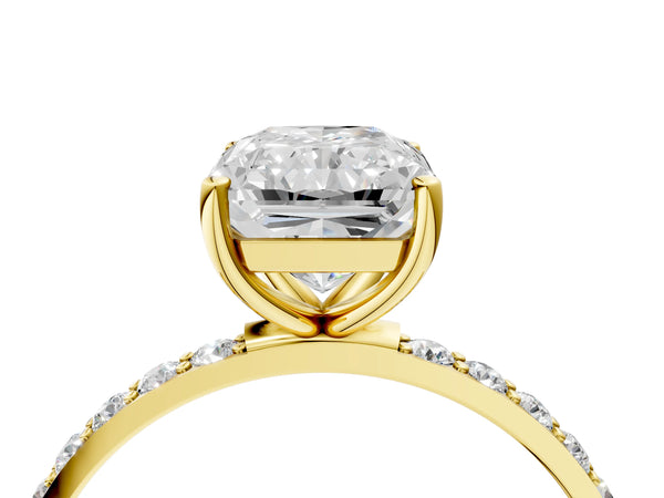 Yellow gold Radiant Cut Diamond Pavé Band Solitaire Ring with Four-Prong Setting_112