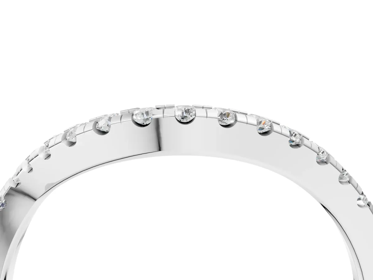 Round Cut Diamond Pavé Curved Band with Shared Prong Setting White gold