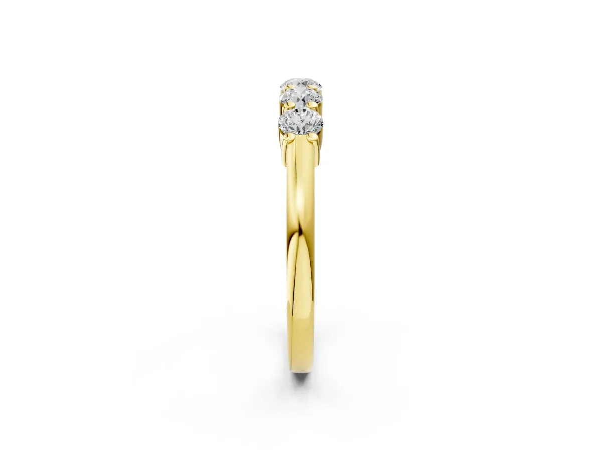 Round Cut Diamond Prong Set Half-Eternity Band Yellow gold