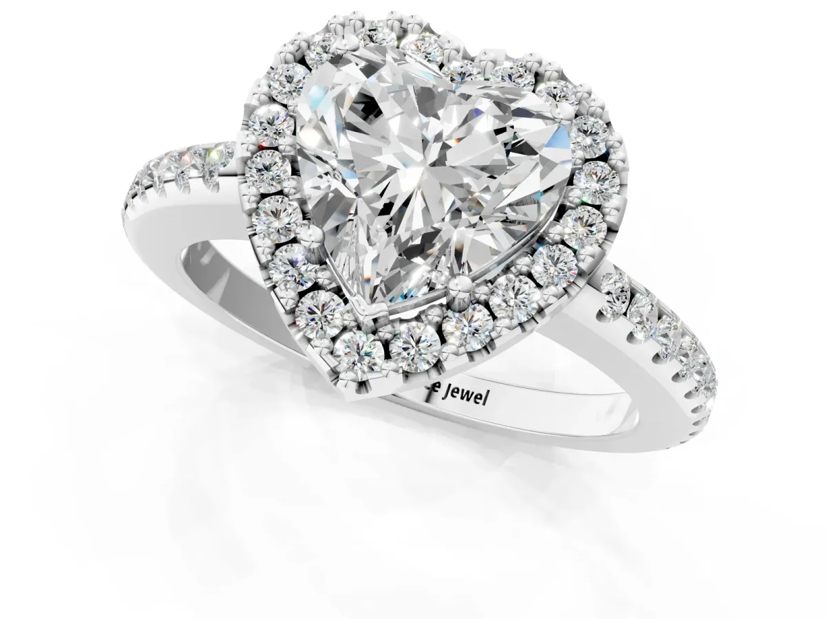 Heart Cut Diamond Pavé Halo Ring with Four-Prong Setting White gold