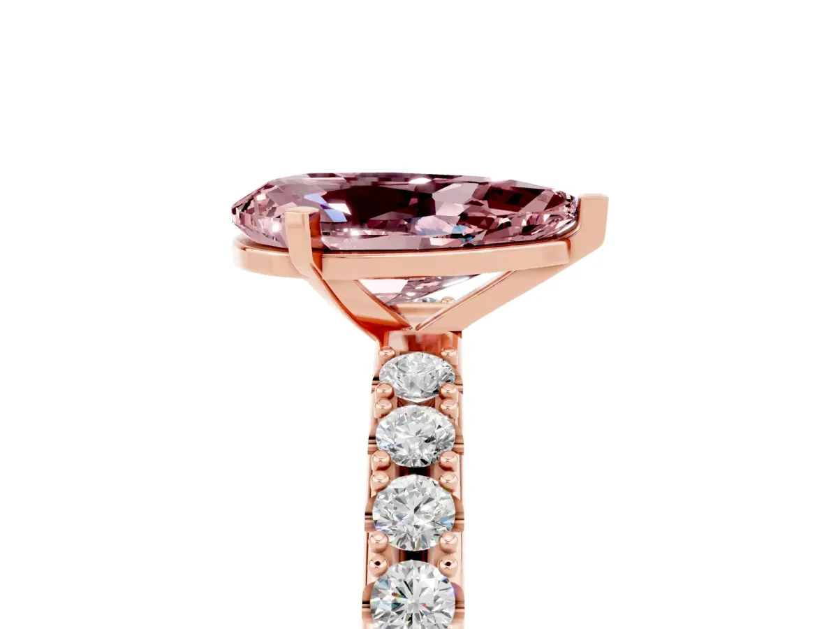 Pear Cut Morganite Solitaire Pavé Band with Four-Prong Setting Rose gold