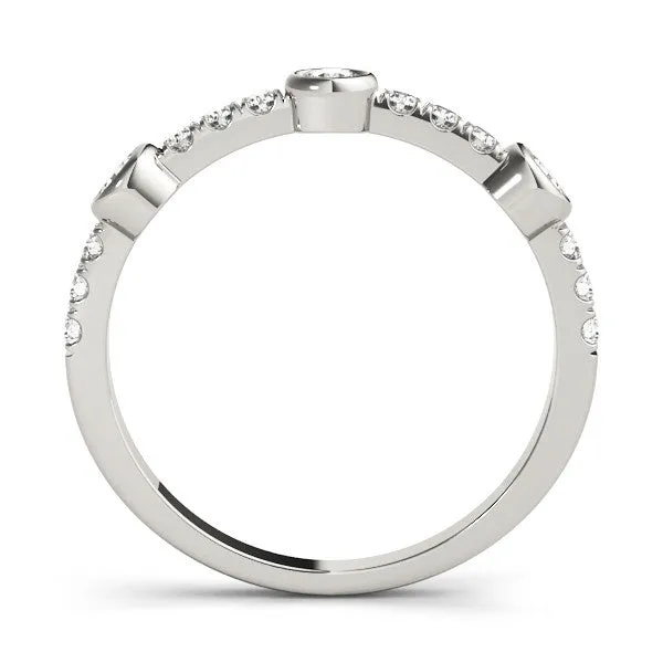 Bezel Set Round Diamond Pavé Band White gold