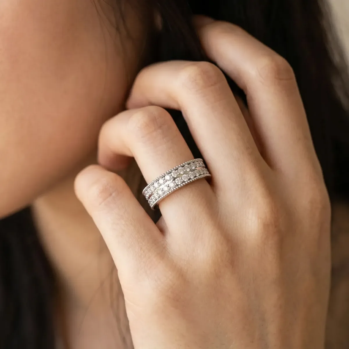 Pavé Round Diamond Eternity Band with Milgrain Edge White gold