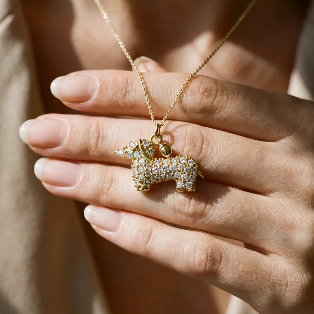 Pavé Round Diamond Prong-Set Dachshund Pendant Yellow gold