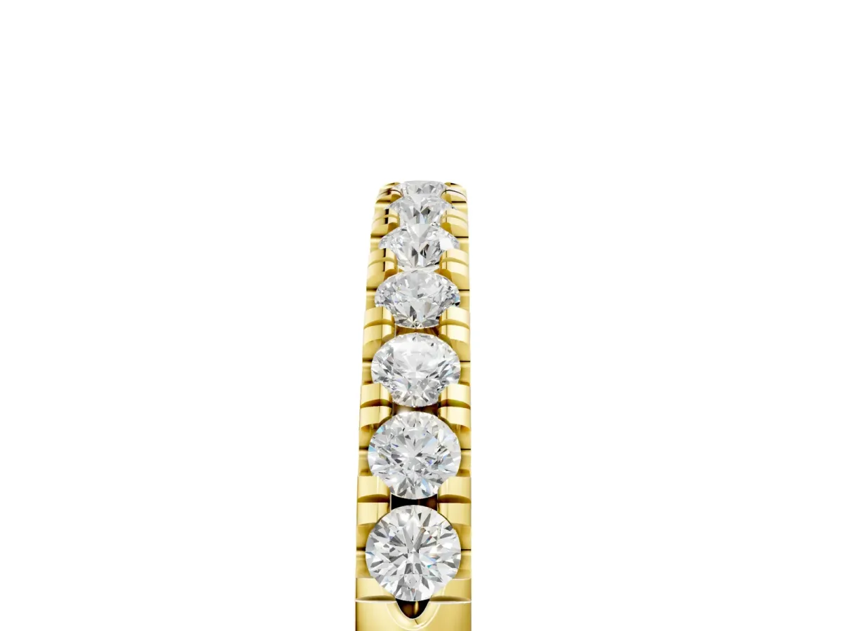 Round Diamond Pavé Eternity Band Yellow gold