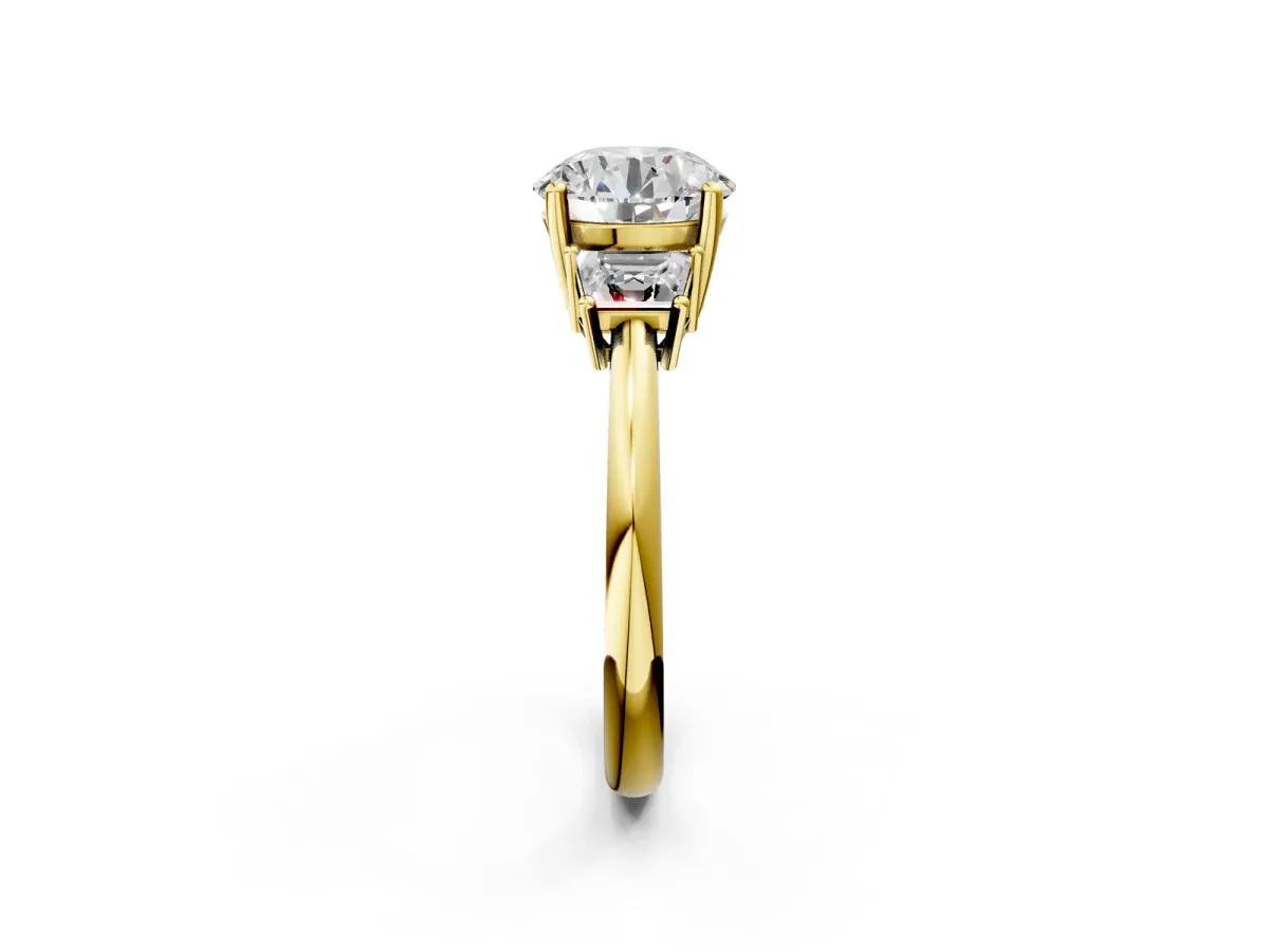 Round Cut Diamond Three-Stone Ring with Trapezoid Side Stones and Prong Setting Yellow gold