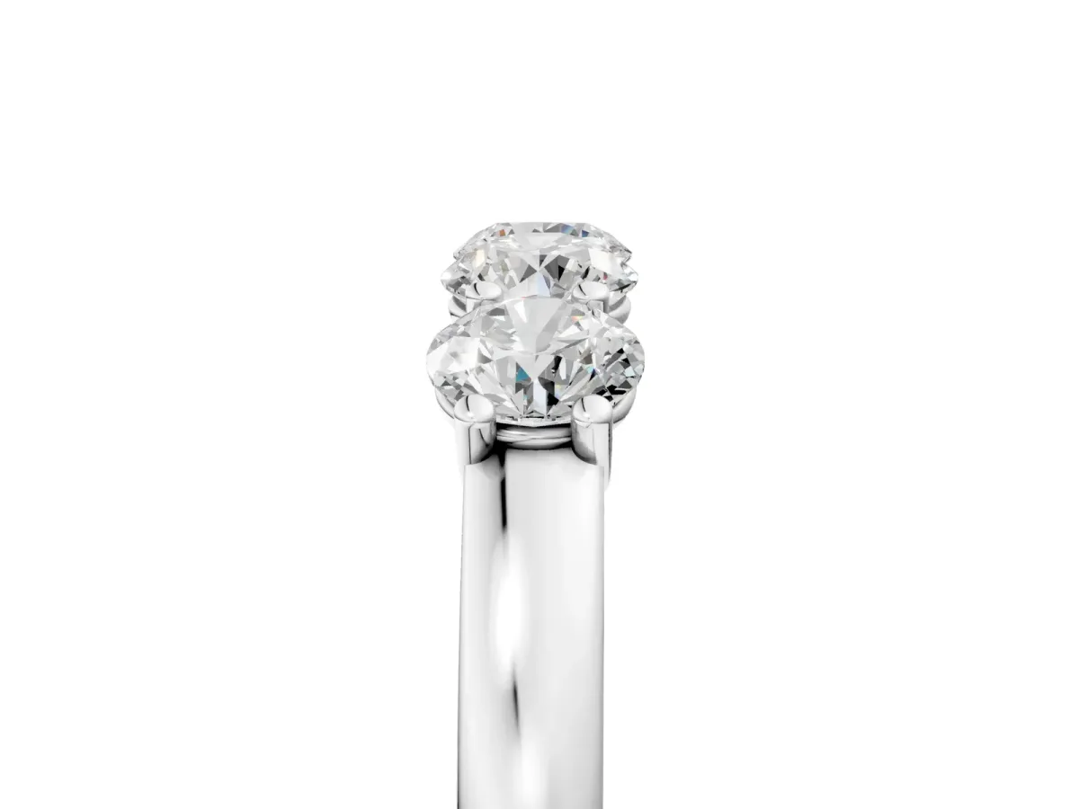 Four-Stone Round Diamond Prong-Set Band White gold