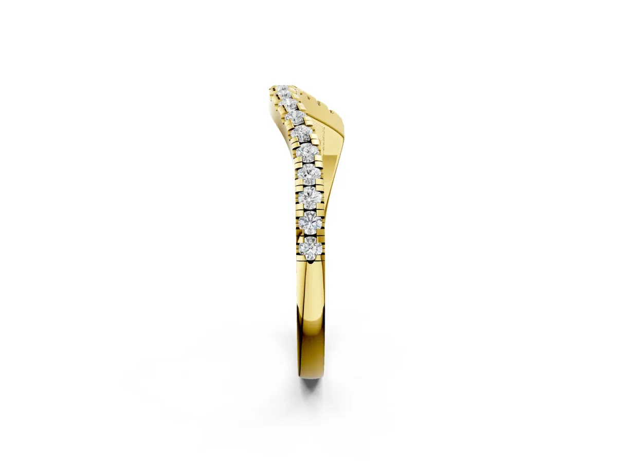 Round Cut Diamond Pavé Curved Band with Shared Prong Setting Yellow gold