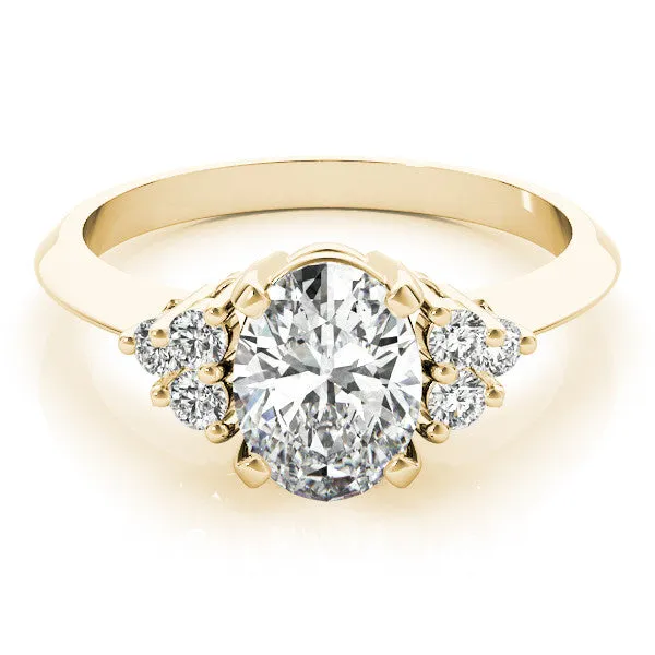 Emerald Cut Cut Diamond Cluster Ring with Solitaire Band and Four-Prong Setting Yellow gold