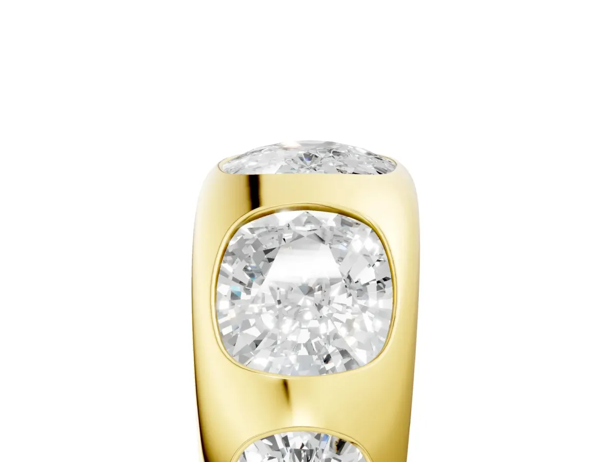 Graduated Cushion Diamond Five-Stone Mens Band Yellow gold