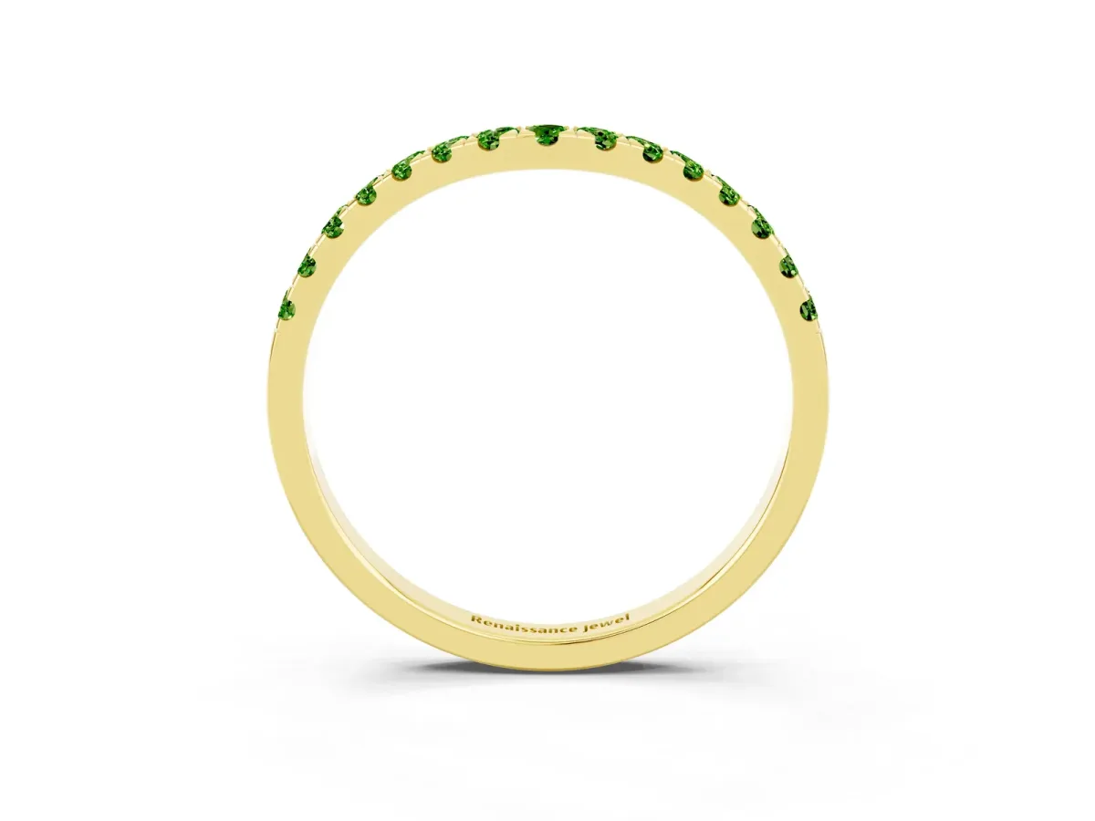 Curved Pavé Round Peridot Wedding Band with Shared Prong Setting Yellow gold