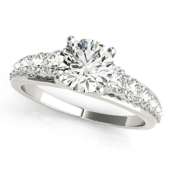 Princess Cut Brilliant Diamond Pavé Band with Six-Prong Setting Silver