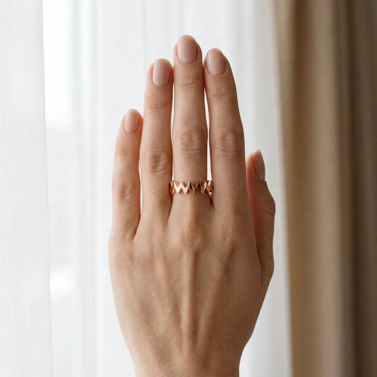 Zigzag Chevron Band Rose gold