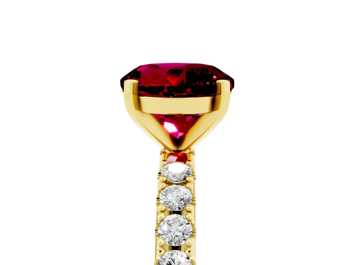 Round Cut Garnet Solitaire Pavé Band with Four-Prong Setting Yellow gold