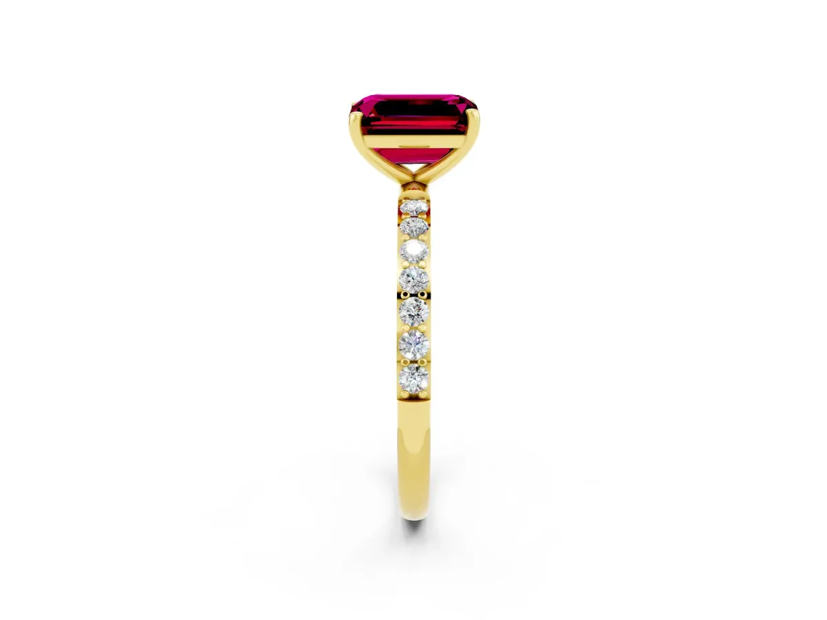 Emerald Cut Garnet Solitaire Ring with Round Pavé Band and Prong Setting Yellow gold