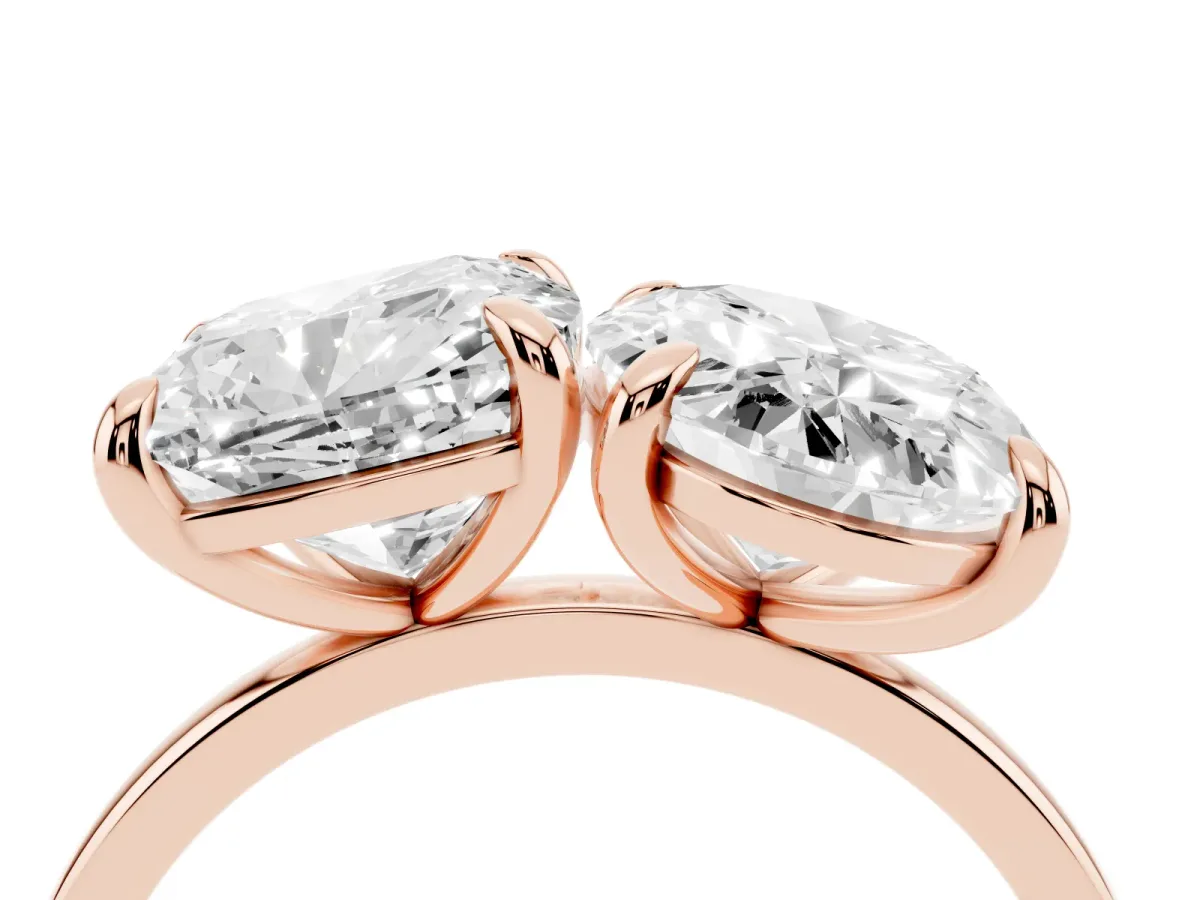Oval and Cushion Toi Moi Ring with Prong Setting and Plain Band Rose gold