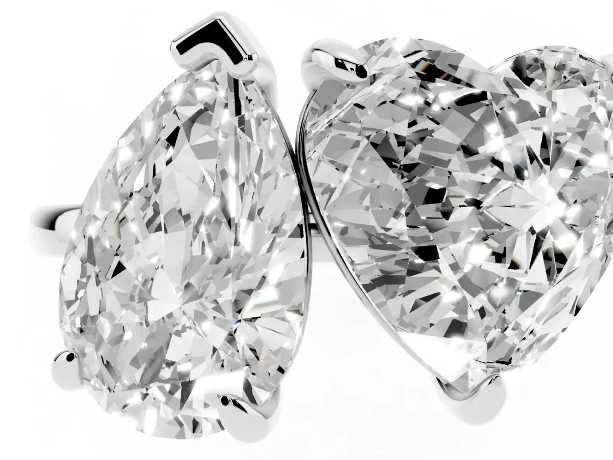 Pear and Heart Toi Moi Ring with Prong Setting and Plain Band Platinum
