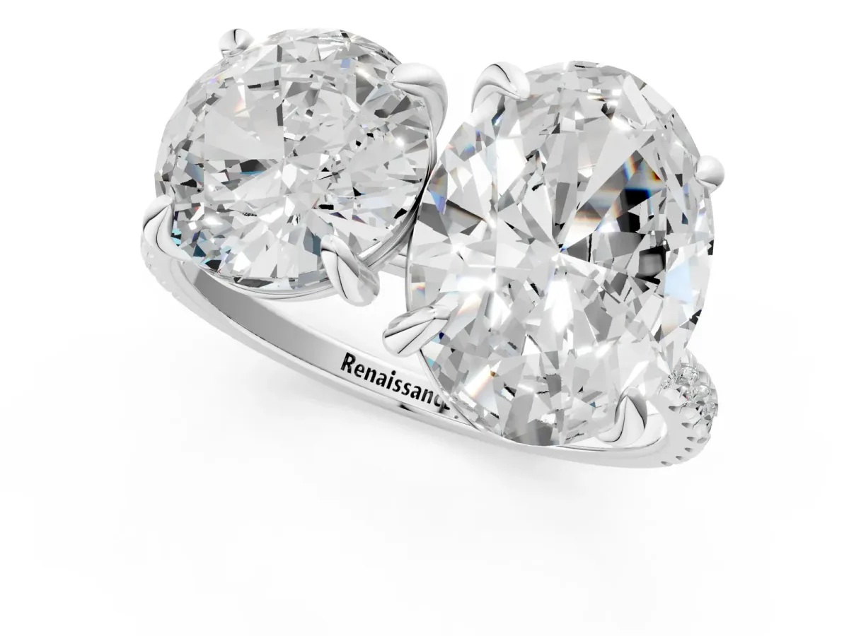 Round and Oval Toi Moi Ring with Prong Setting and Pave Band Silver