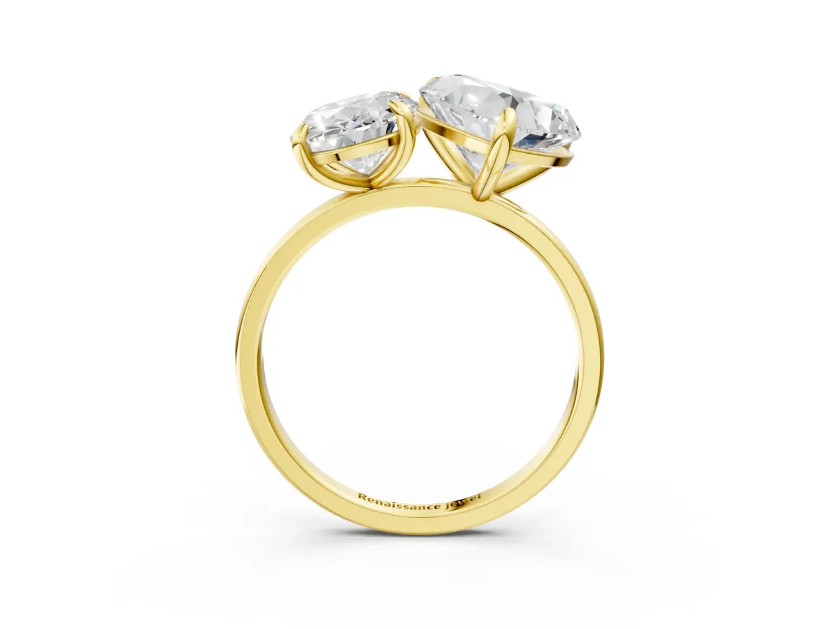 Oval and Heart Toi Moi Ring with Prong Setting and Plain Band Yellow gold