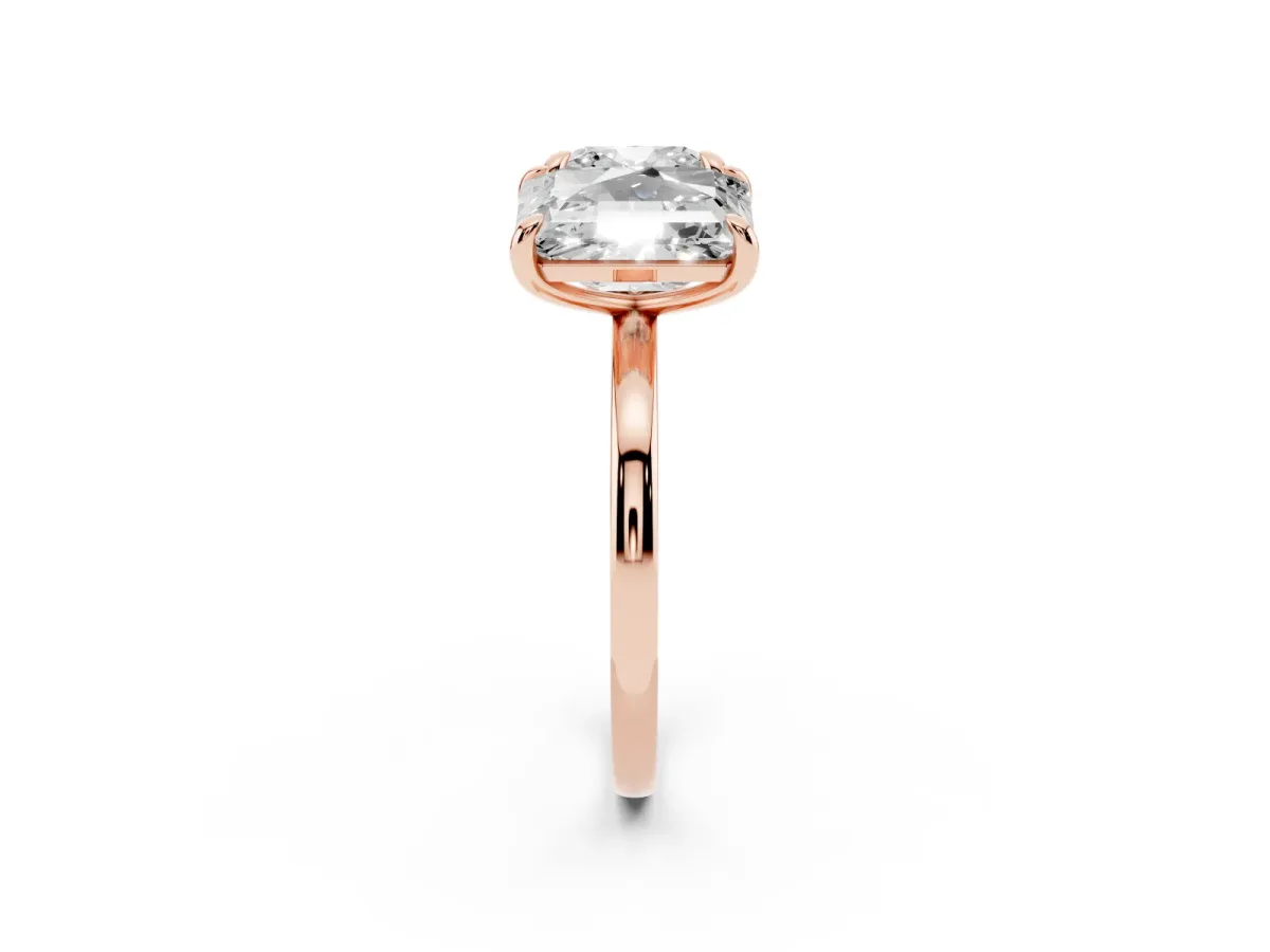 Cushion and Emerald Toi Moi Ring with Prong Setting and Plain Band Rose gold