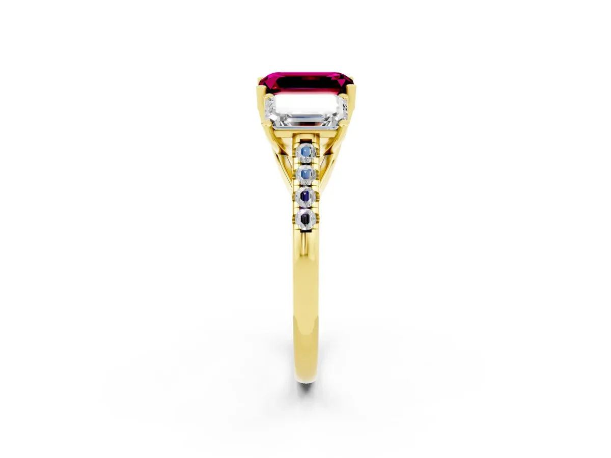 Three-Stone Emerald Cut Garnet Ring with Round Pavé Band and Prong Setting Yellow gold