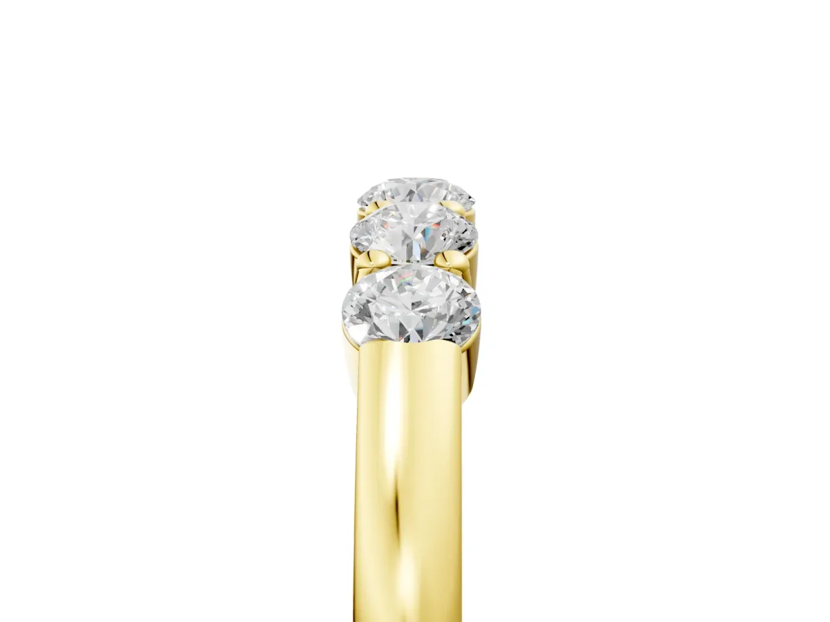 Five-Stone Round Diamond Channel Set Band with Shared Prong Setting Yellow gold