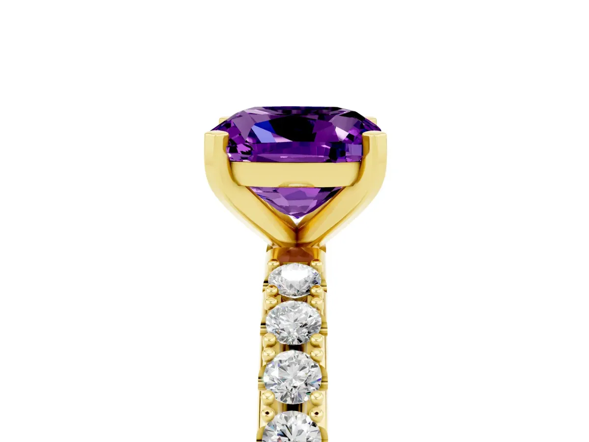 Cushion Cut Amethyst Solitaire Pavé Band with Four-Prong Setting Yellow gold