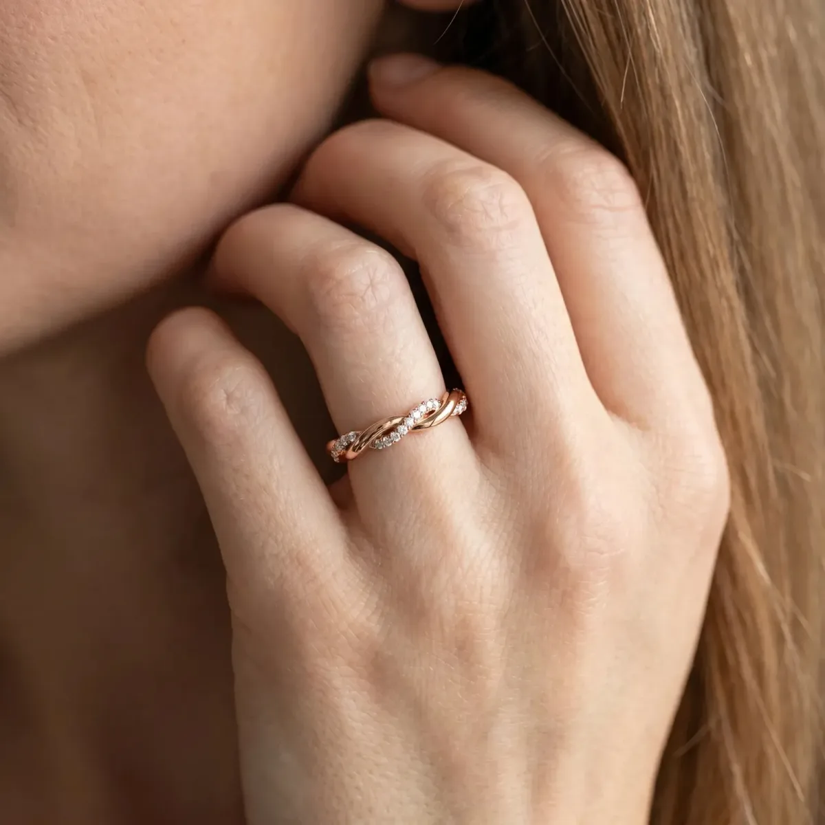 Twisted Rope Solitaire Band Rose gold