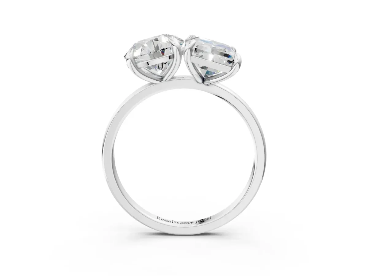 Round and Radiant Toi Moi Ring with Prong Setting and Plain Band Platinum