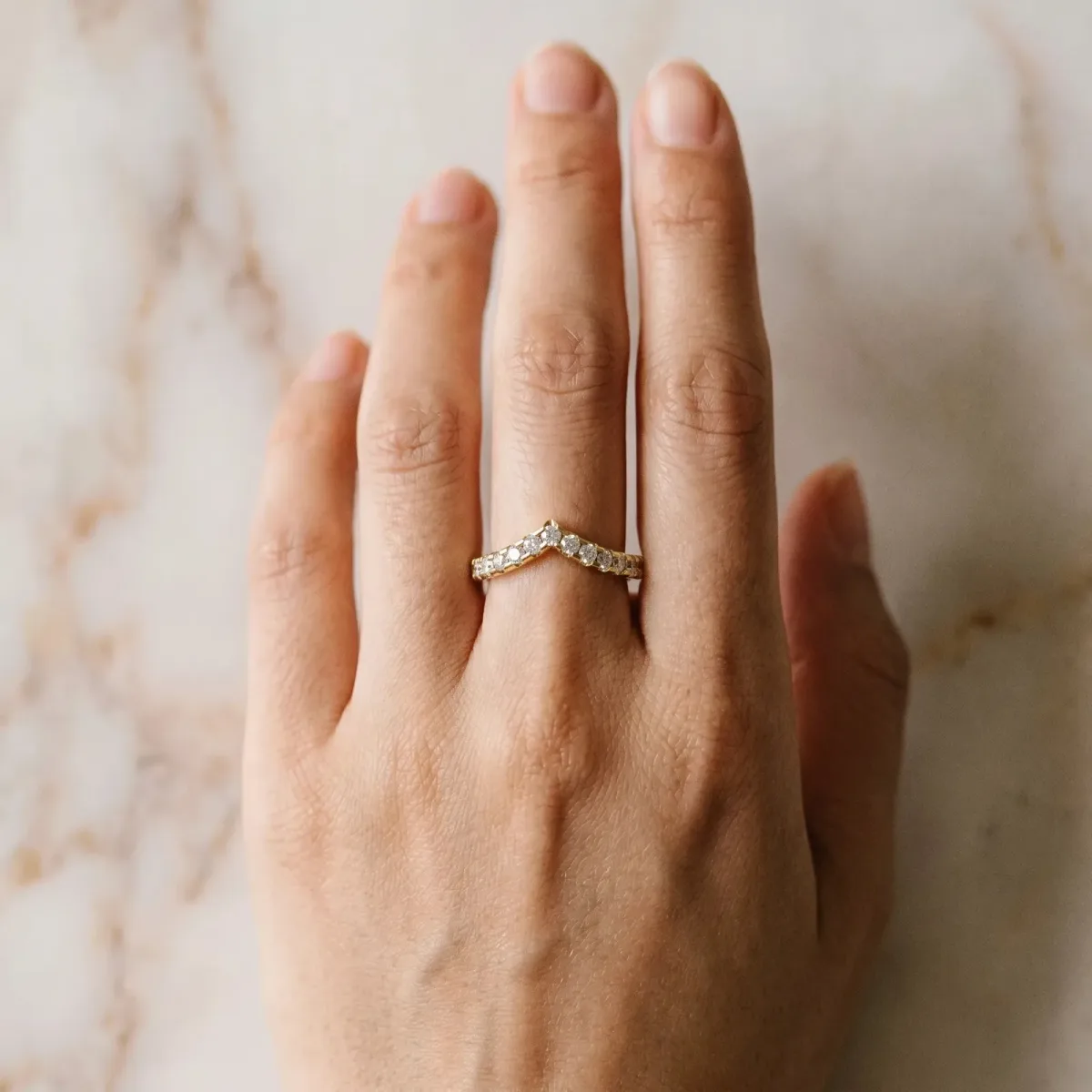 Pavé Round Diamond Chevron Band with Shared Prong Setting Yellow gold