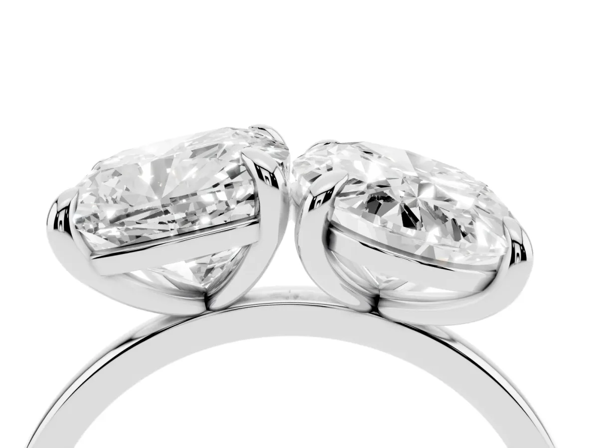 Oval and Cushion Toi Moi Ring with Prong Setting and Plain Band Silver