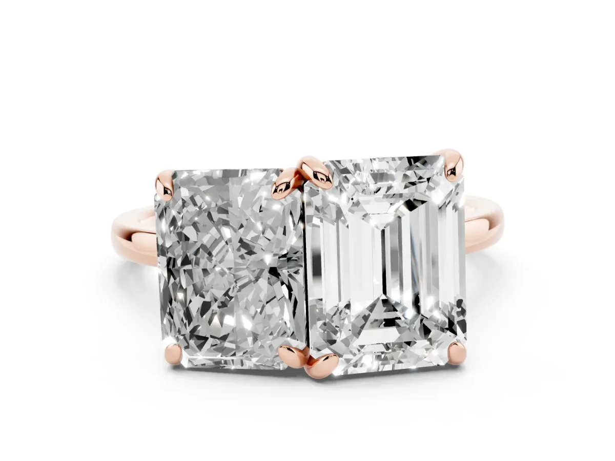 Emerald and Radiant Toi Moi Ring with Prong Setting and Plain Band Rose gold