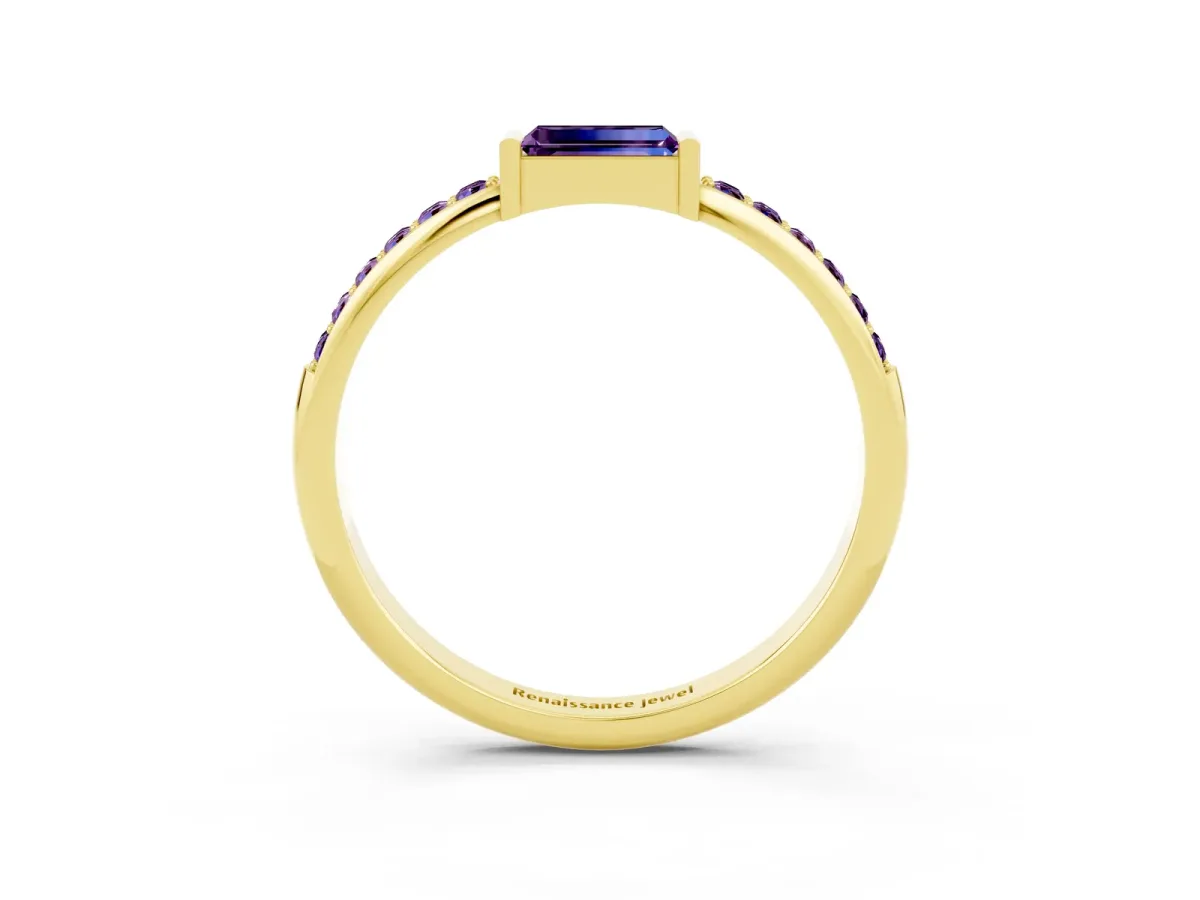 Baguette Amethyst Pavé Band with Bar Setting Yellow gold
