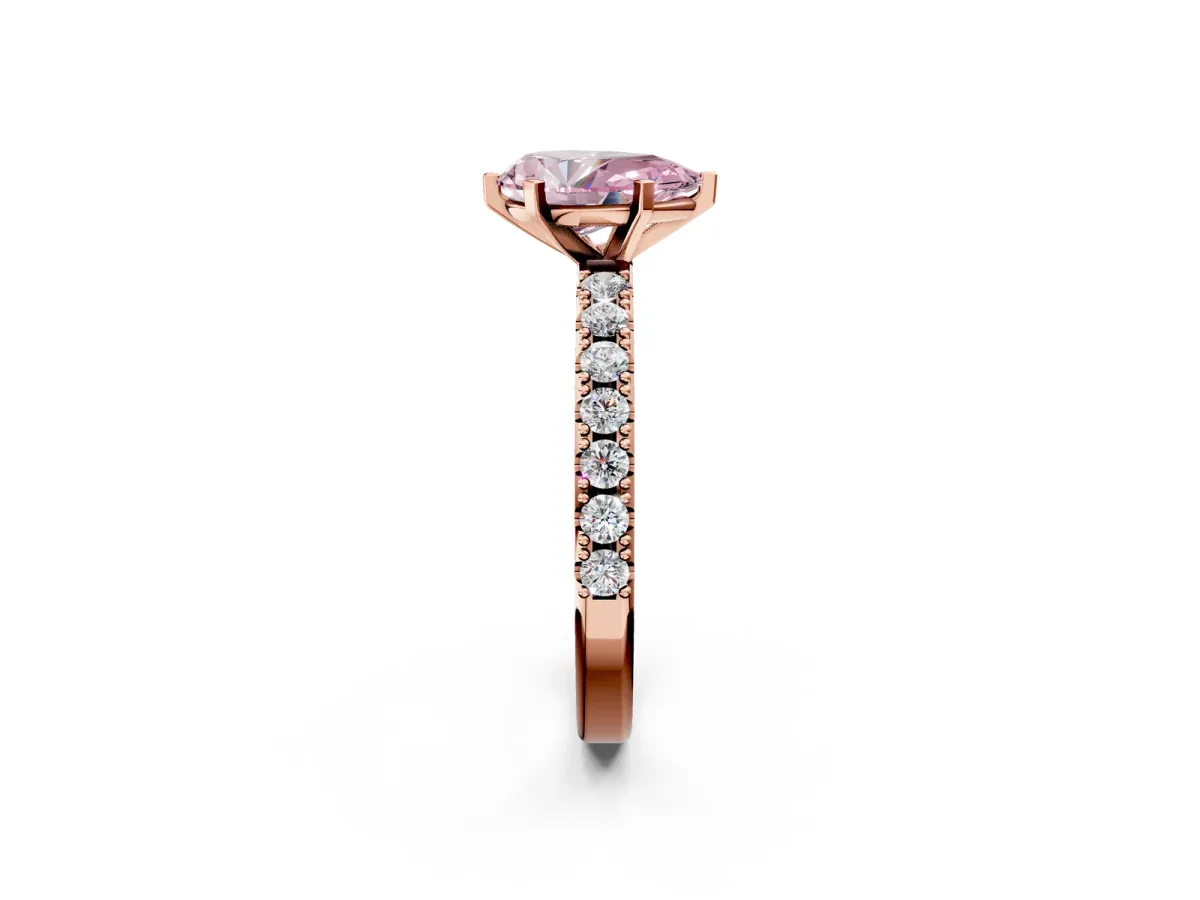 Fancy Pink Pear Cut Diamond Solitaire Pavé Band with Four-Prong Setting Rose gold