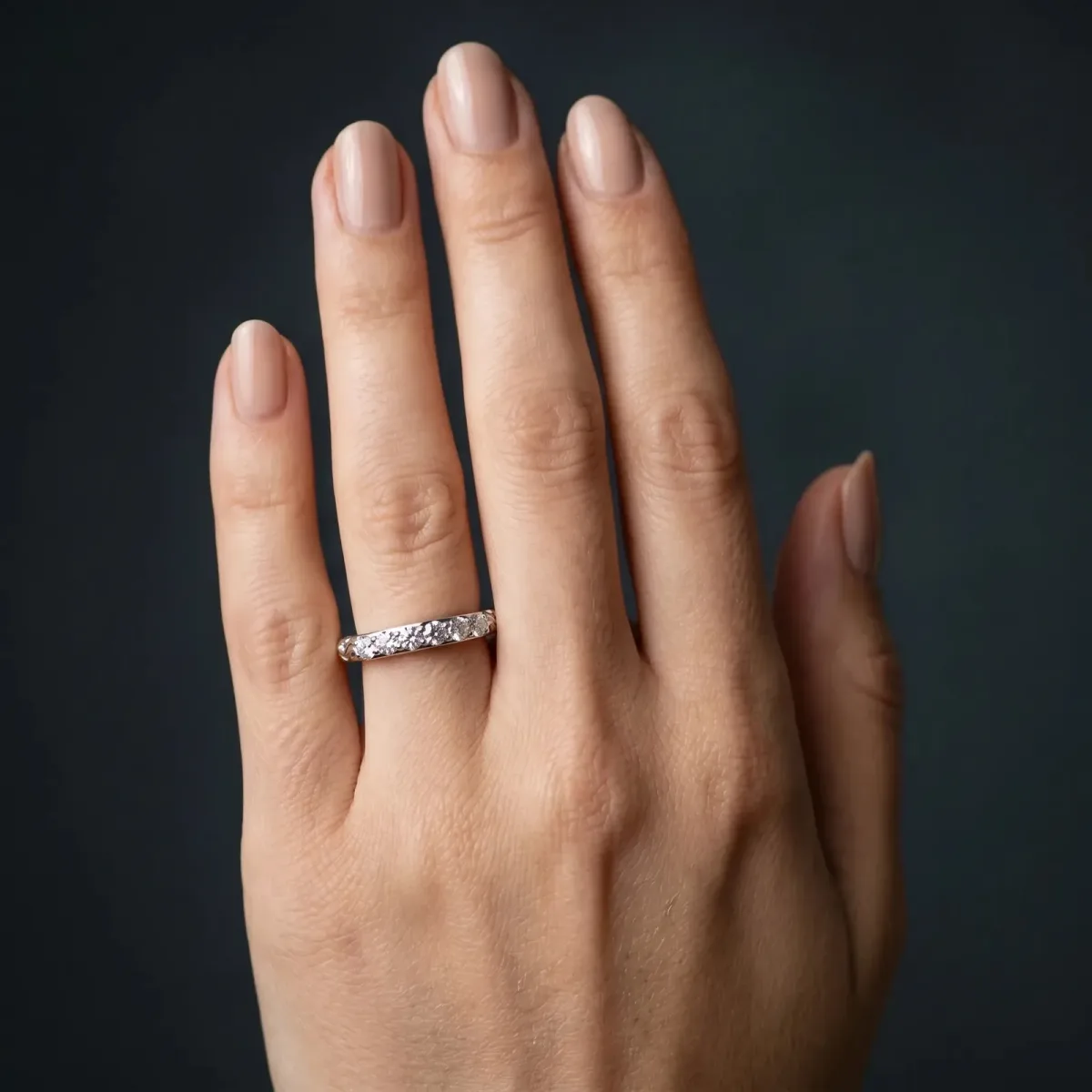 Round Diamond Bar Set Eternity Band with Filigree Design Silver