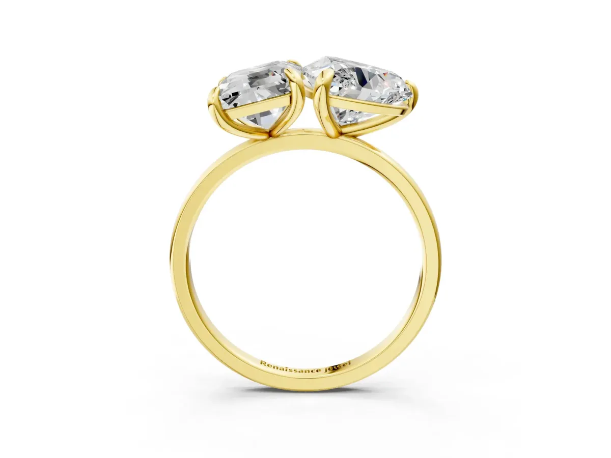 Emerald and Heart Toi Moi Ring with Prong Setting and Plain Band Yellow gold