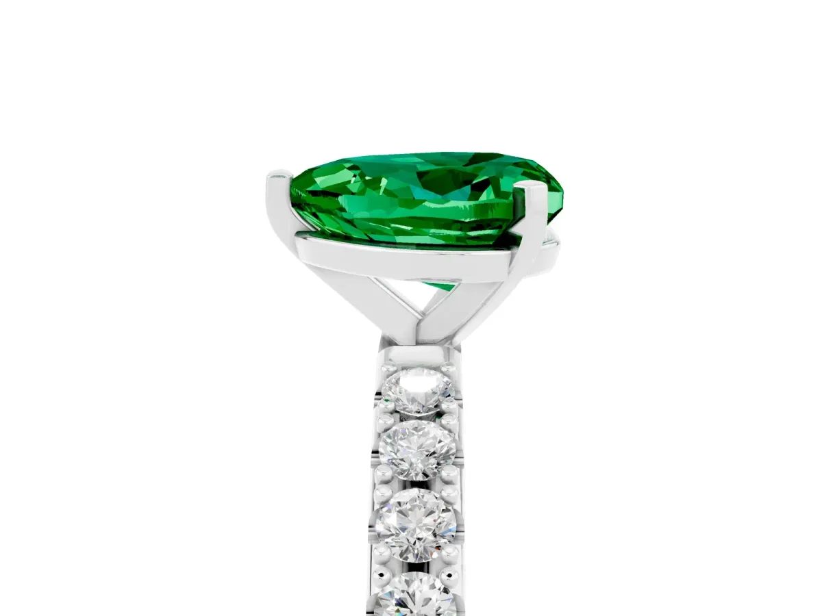 Heart Cut Emerald Solitaire Pavé Band with Four-Prong Setting White gold