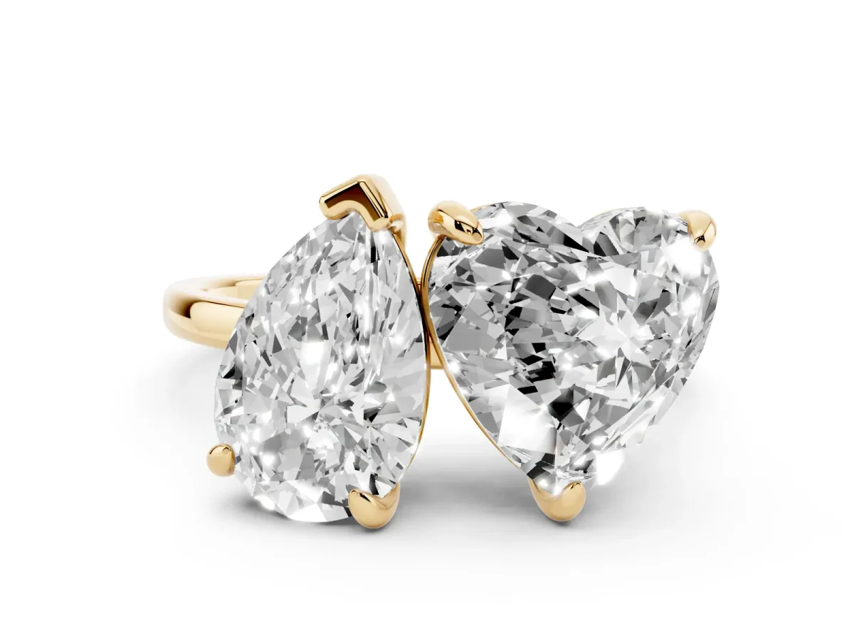 Pear and Heart Toi Moi Ring with Prong Setting and Plain Band Yellow gold