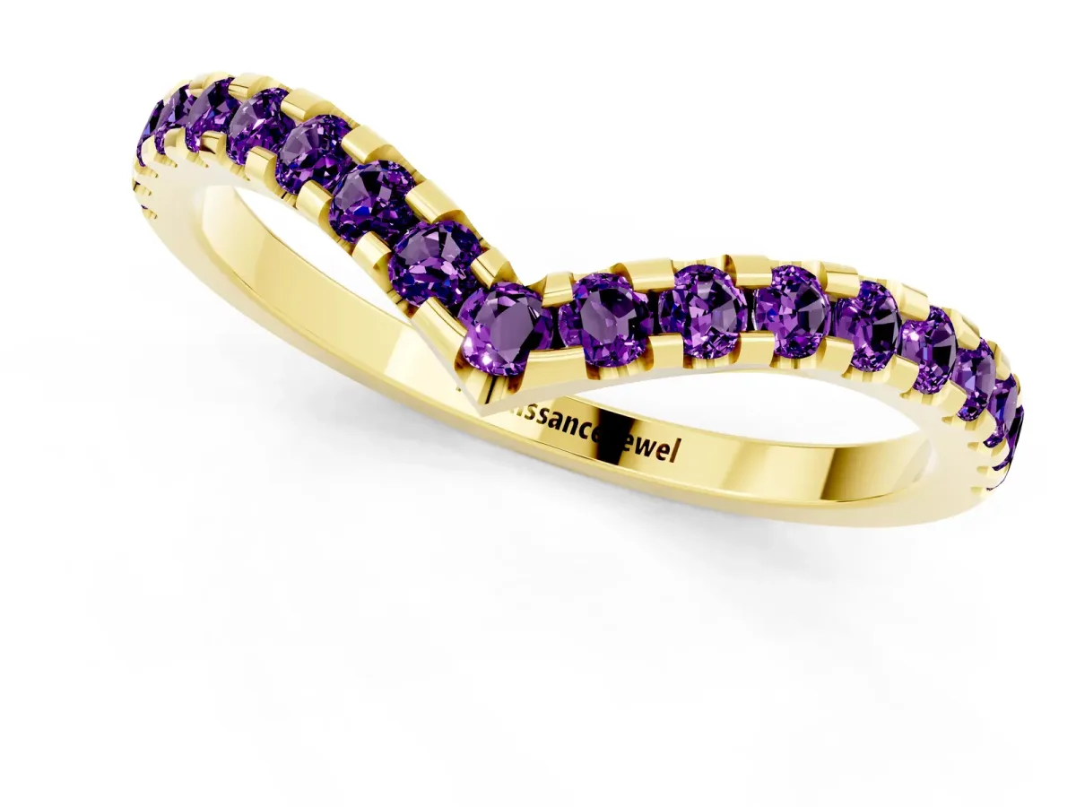 Pavé Round Amethyst Chevron Band with Shared Prong Setting Yellow gold