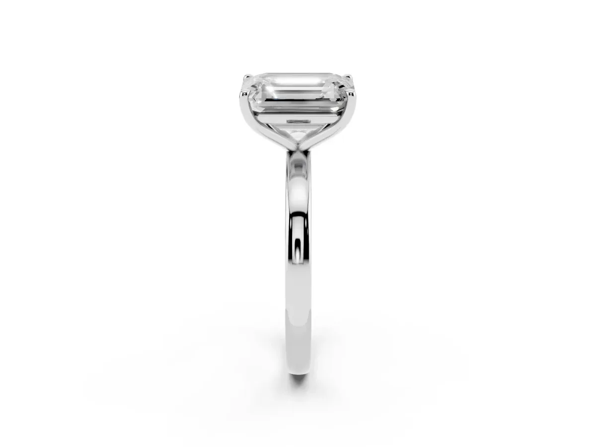 Oval Cut and Emerald Cut Toi Moi Ring with Prong Setting Platinum