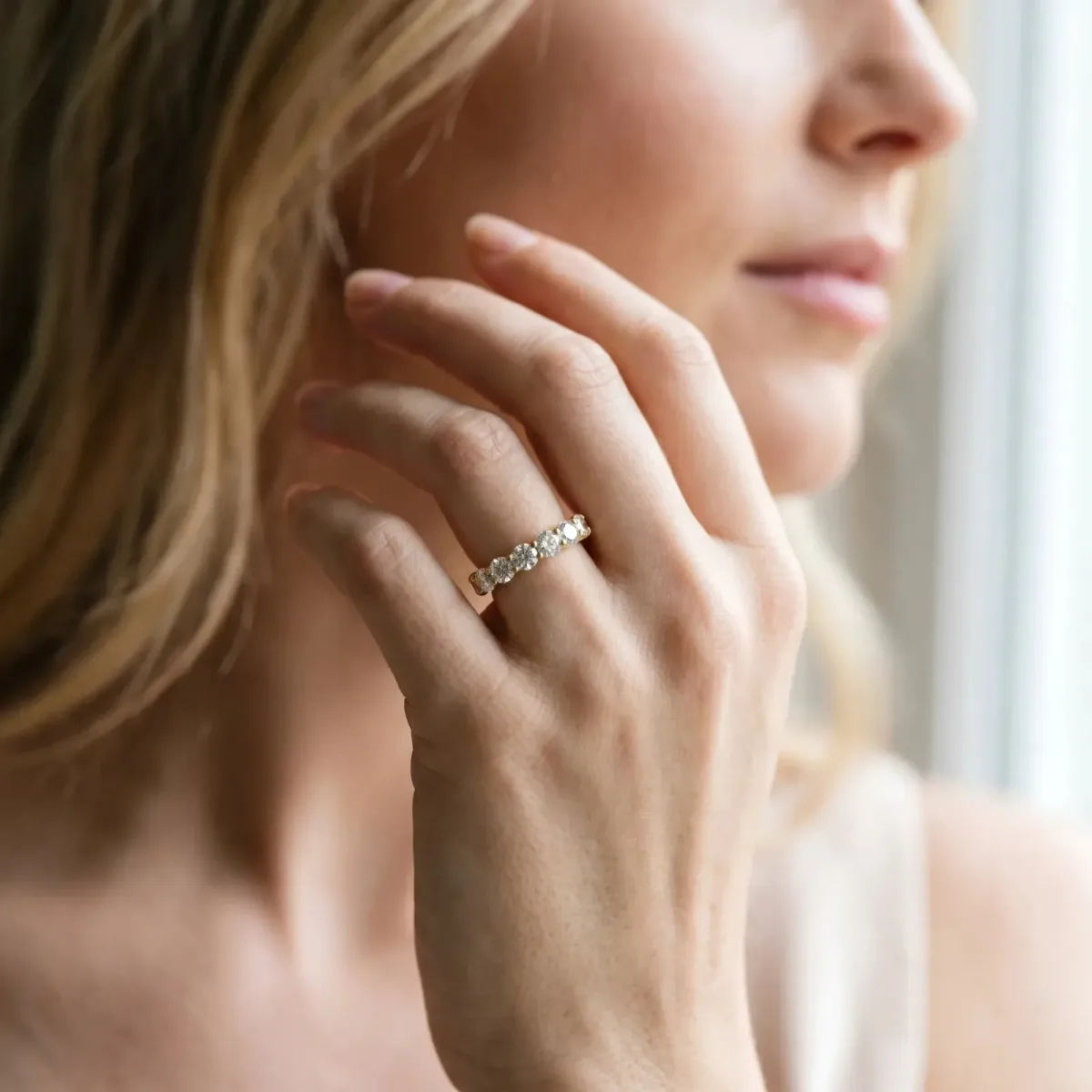 Round Diamond Half Eternity Band with Prong Setting Yellow gold