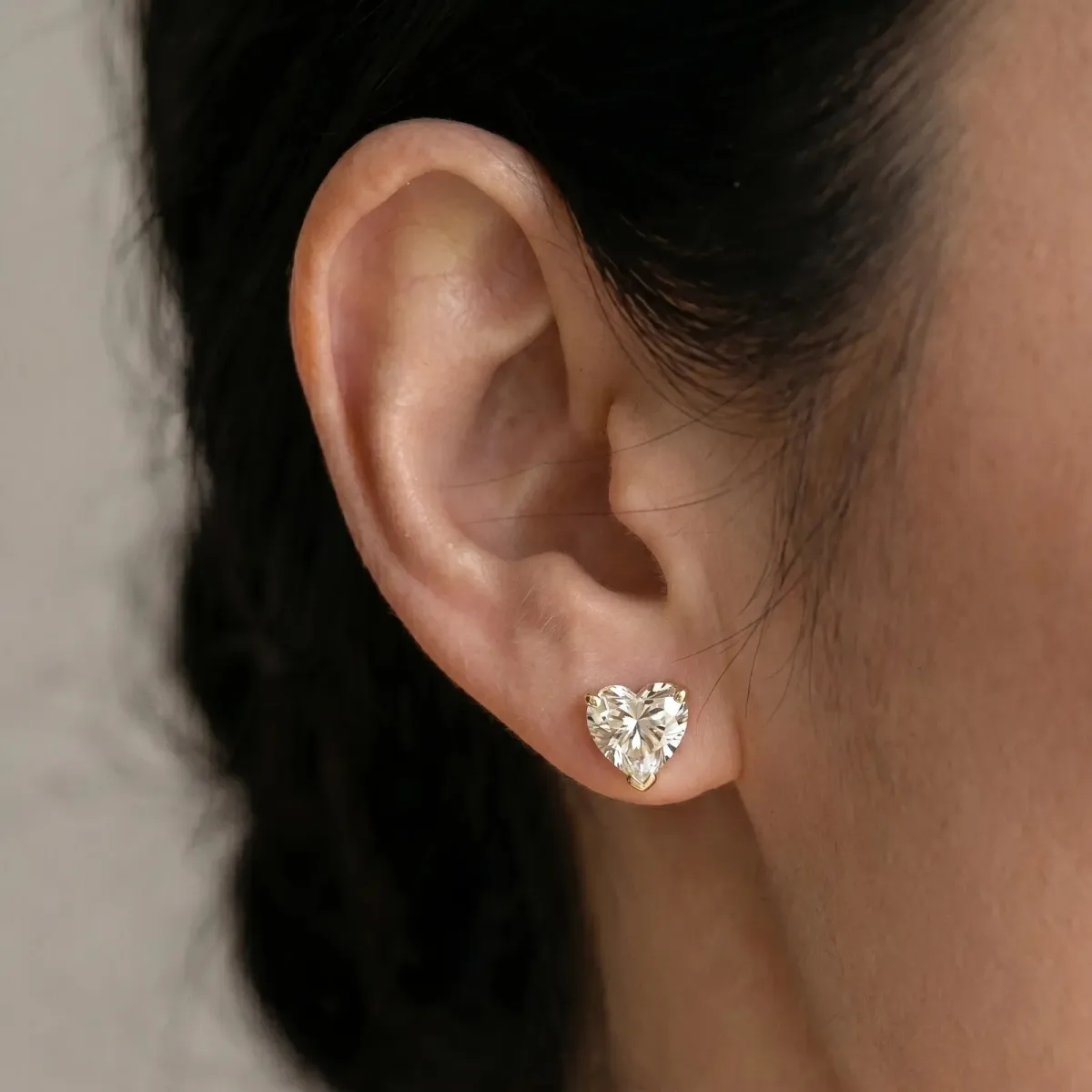 Heart Cut Diamond Stud Earrings Yellow gold