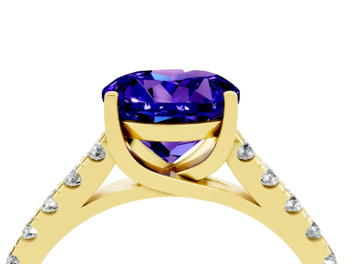 Round Cut Tanzanite Pavé Band Solitaire Ring with Prong Setting Yellow gold