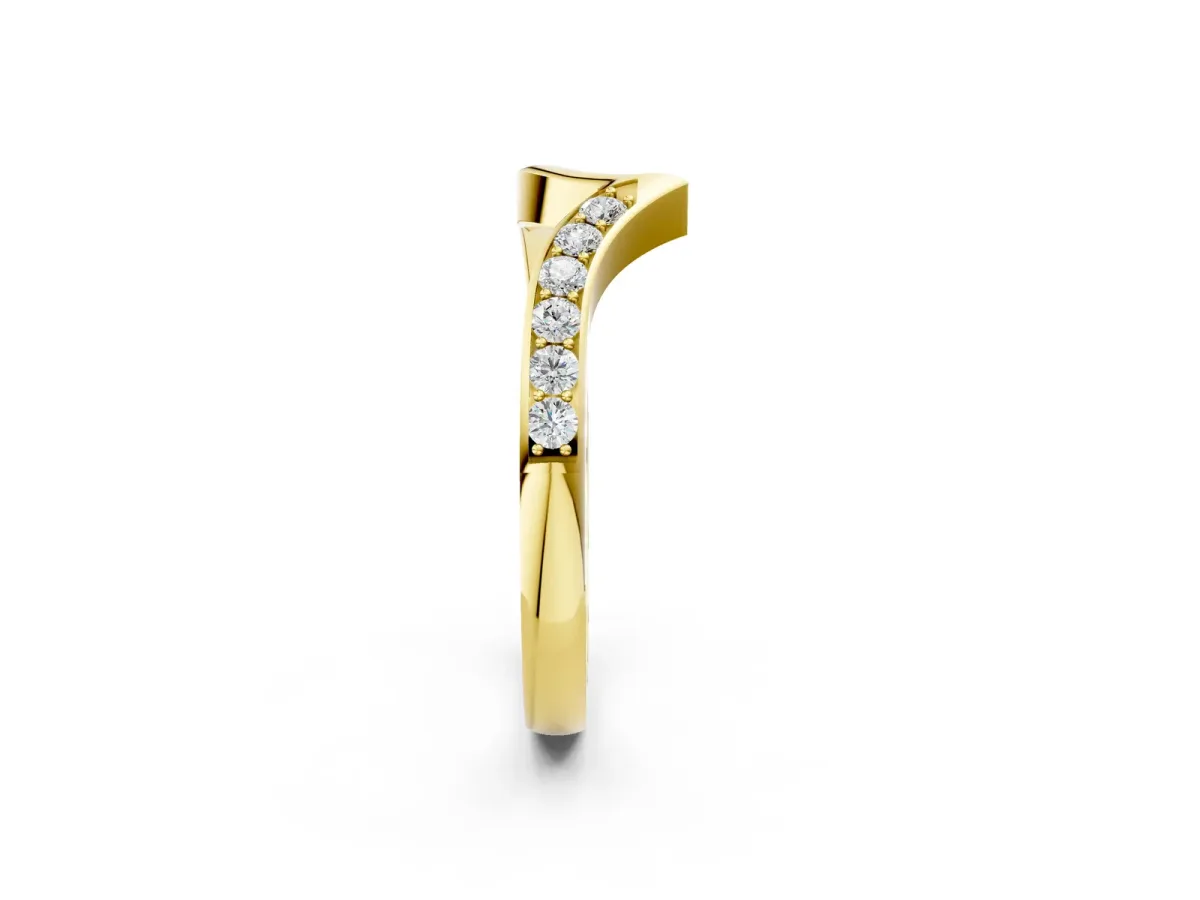 Chevron Diamond Pavé Twist Band Yellow gold