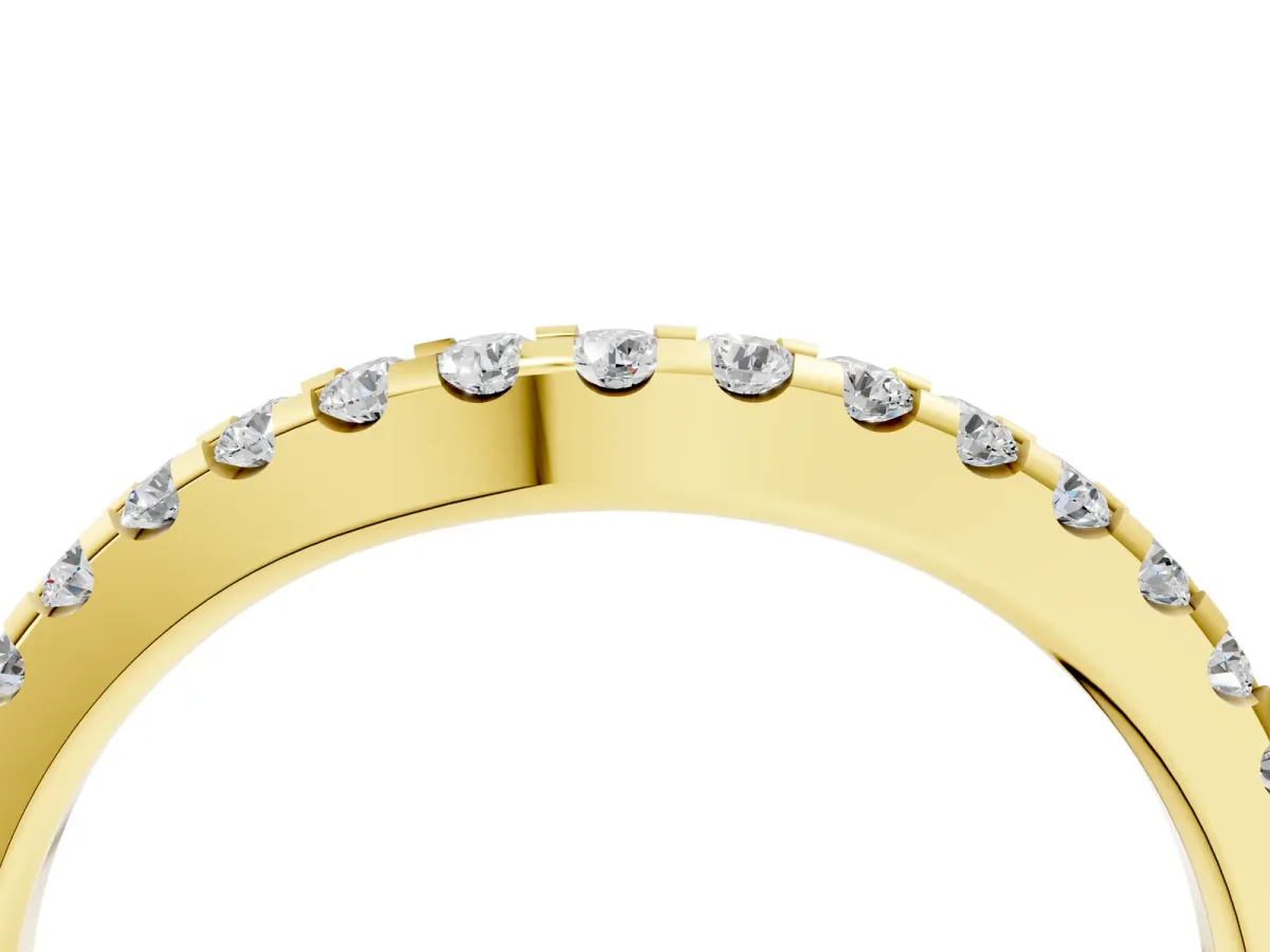 Round Diamond Pavé Curved Wedding Band Yellow gold