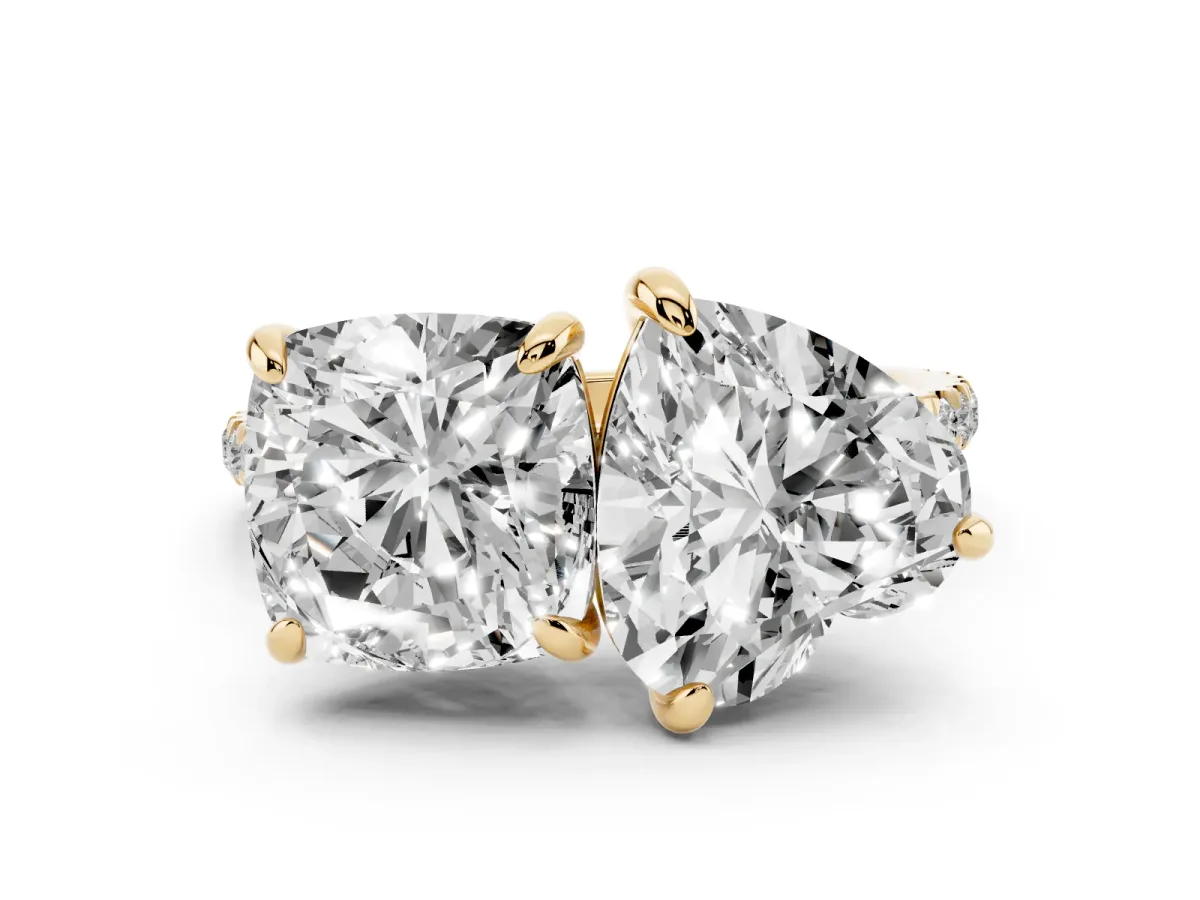 Cushion and Heart Toi Moi Ring with Prong Setting and Pave Band Yellow gold