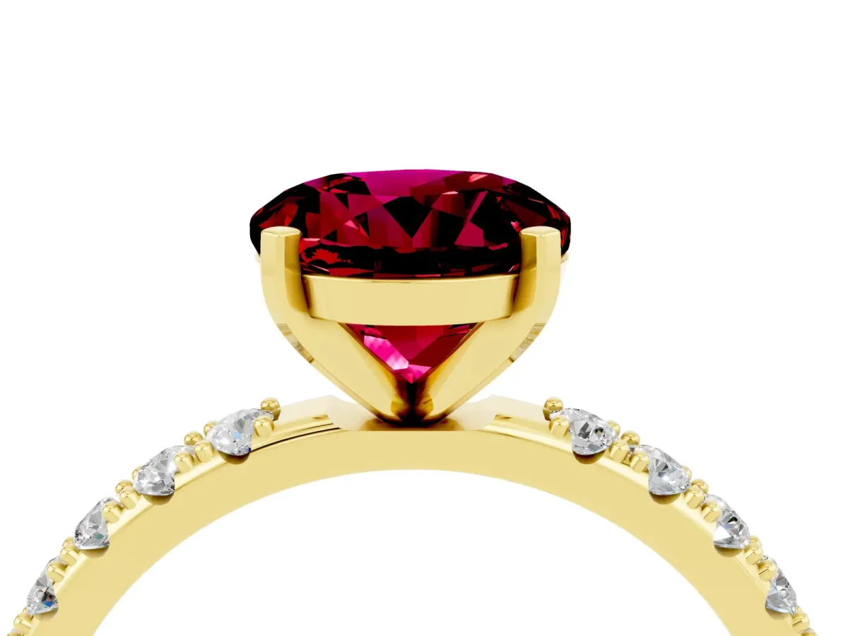 Round Cut Garnet Solitaire Pavé Band with Four-Prong Setting Yellow gold