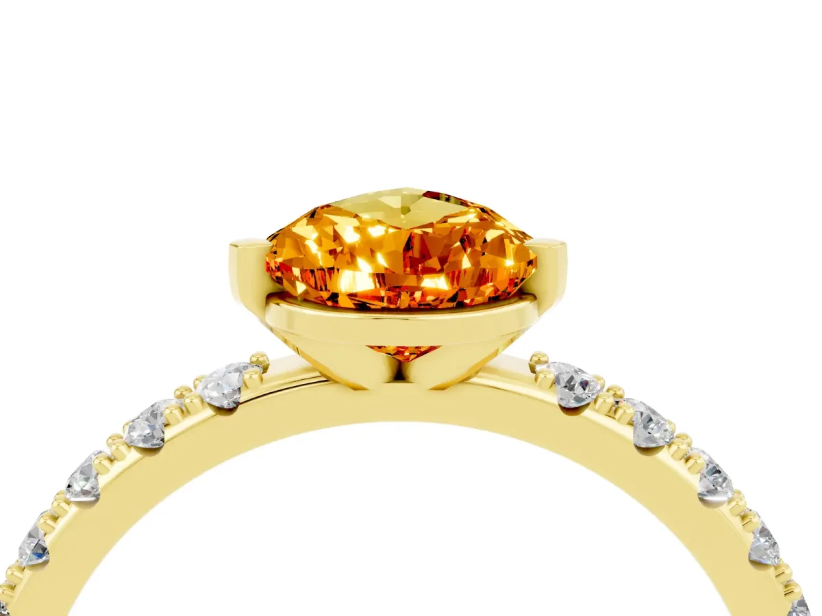 Pear Cut Citrine Solitaire Pavé Band with Four-Prong Setting Yellow gold