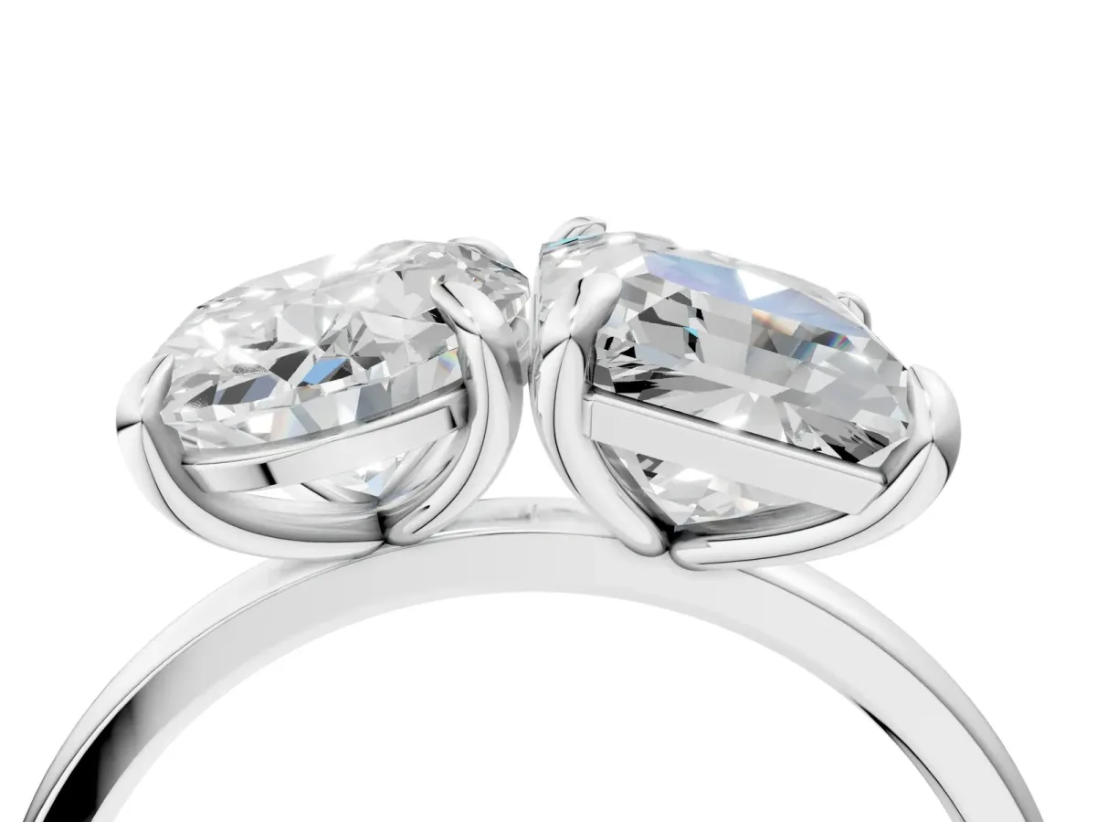 Oval and Radiant Toi Moi Ring with Prong Setting and Plain Band Silver